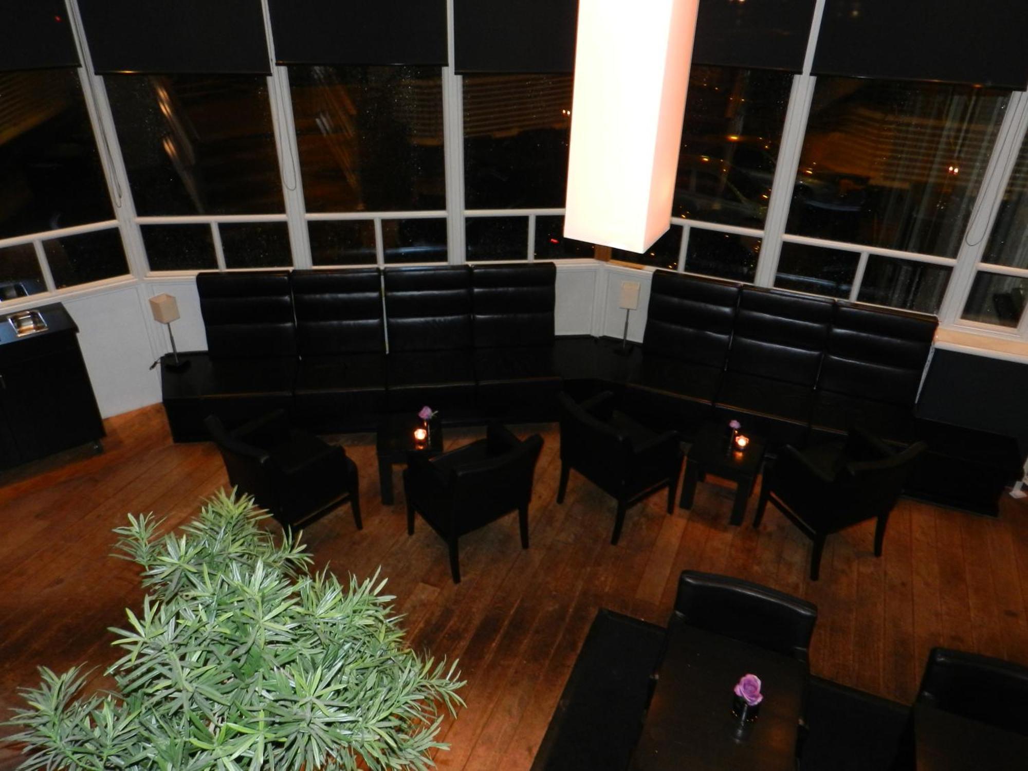 Van Der Valk Hotel Drongen Exteriér fotografie